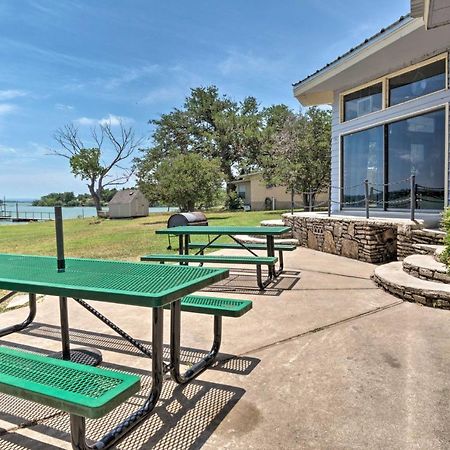 Rustic Lake Buchanan Hideaway With Game Room And Grill Tow Exteriör bild