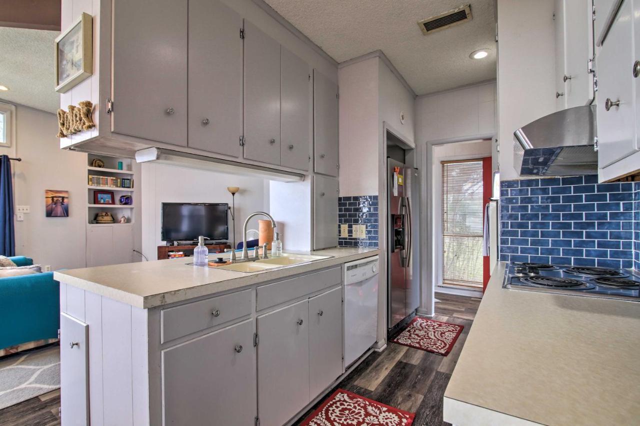 Rustic Lake Buchanan Hideaway With Game Room And Grill Tow Exteriör bild