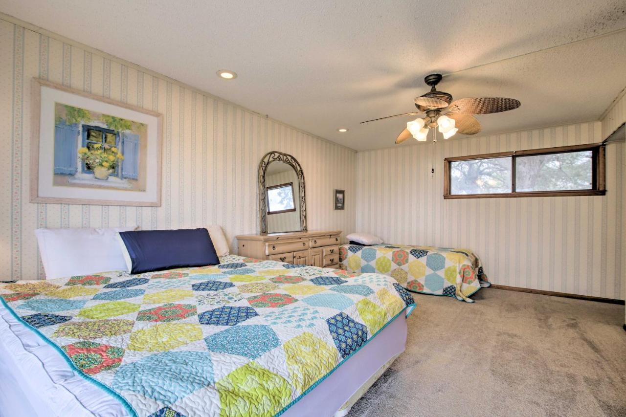 Rustic Lake Buchanan Hideaway With Game Room And Grill Tow Exteriör bild