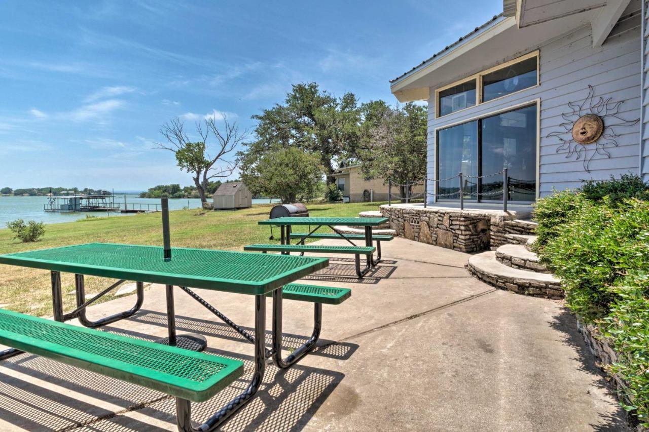 Rustic Lake Buchanan Hideaway With Game Room And Grill Tow Exteriör bild